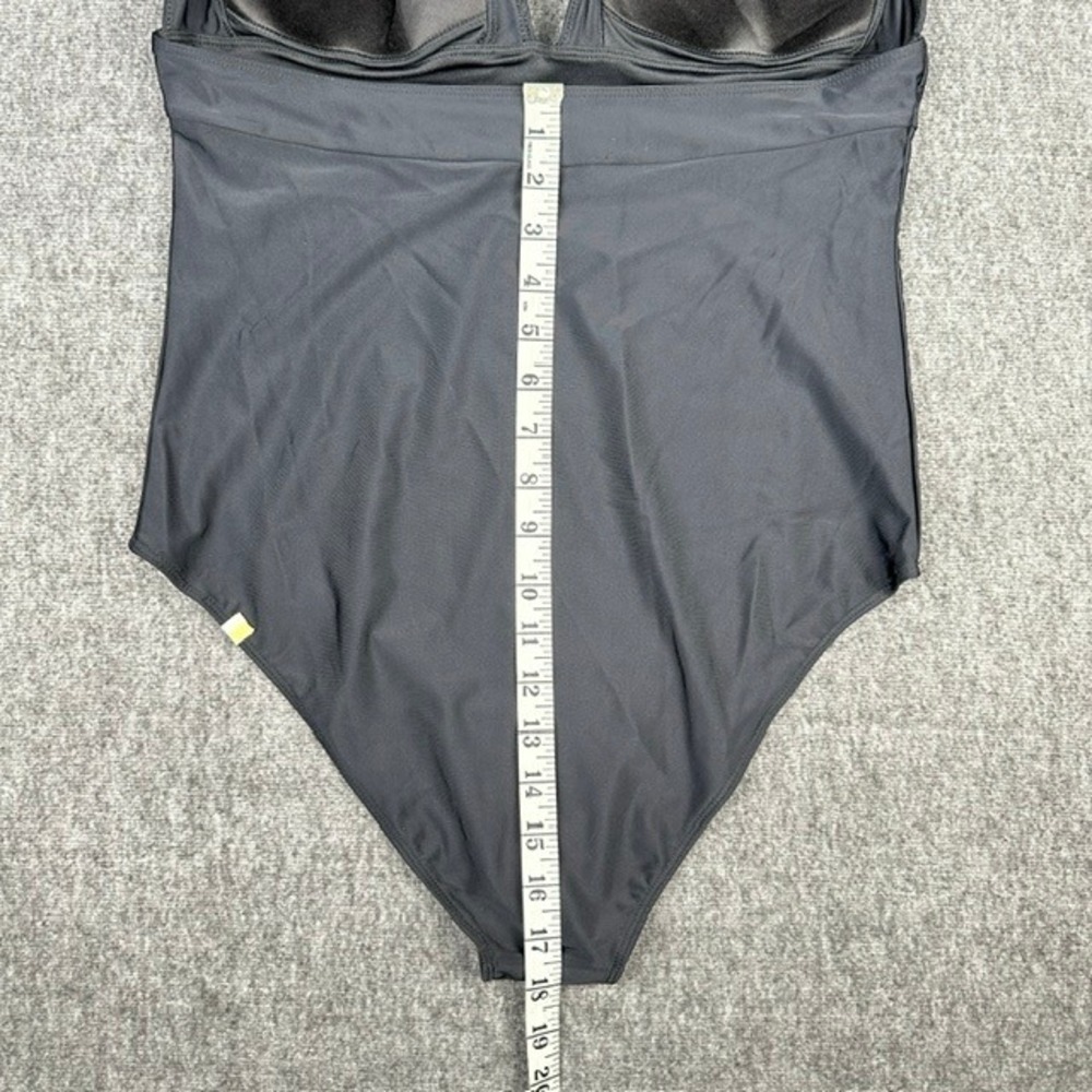 Summersalt The Deep Dive One Piece Swimsuit Black Halter V-Neck Recycled Size 14 - Picture 6 of 6